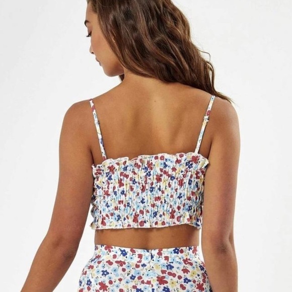 Charlie Holiday Hamilton Floral Print Smocked Bandeau Tie Front Crop Top Size 4 - Picture 3 of 6
